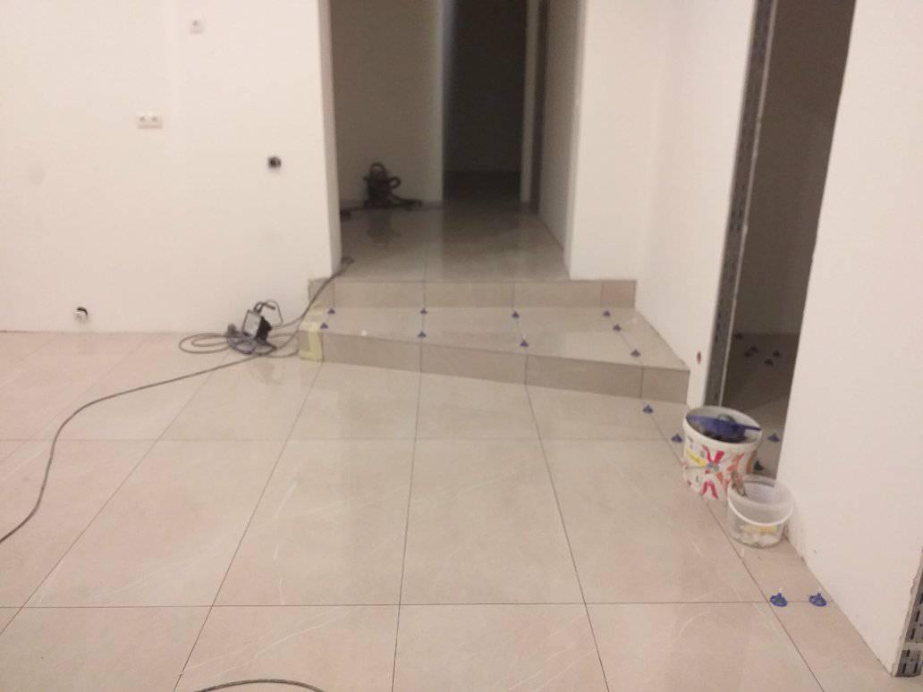 Montaj gresie pardoseală interior